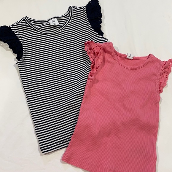 GAP Other - Baby Gap Set of 2 Ribbed Tops Size 4